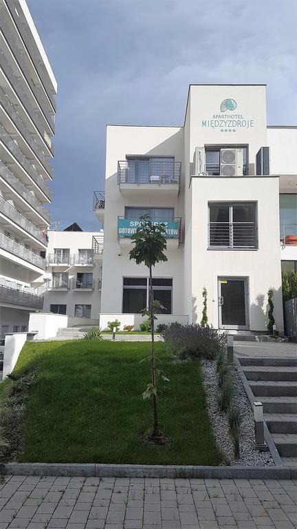 Apartament Magnolia Miedzyzdroje Esterno foto
